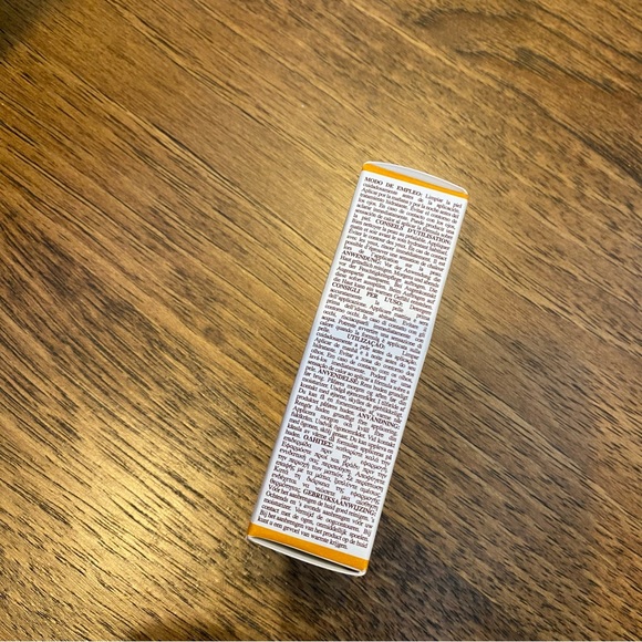 Kiehl’s Powerful-Strength Vitamin C Serum .5oz - Picture 4 of 5